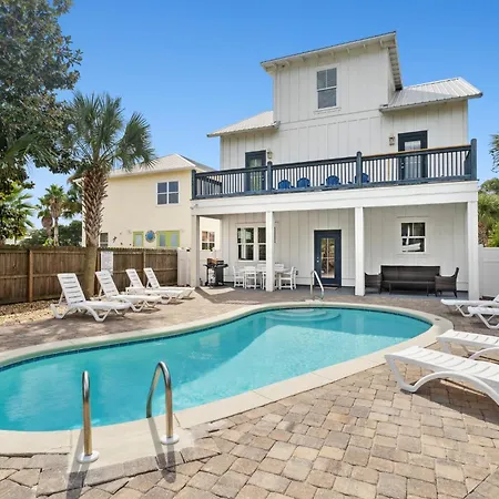 Crystal Gem With Pool And Beach Chair Setup